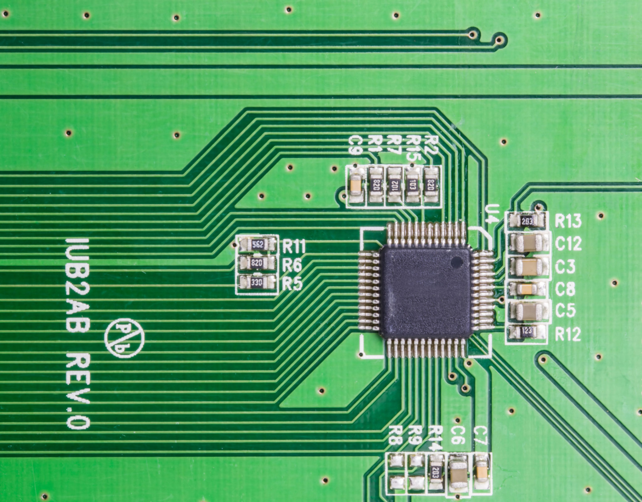 Why Do We Use Copper to Make PCB Traces? | Yun Industrial